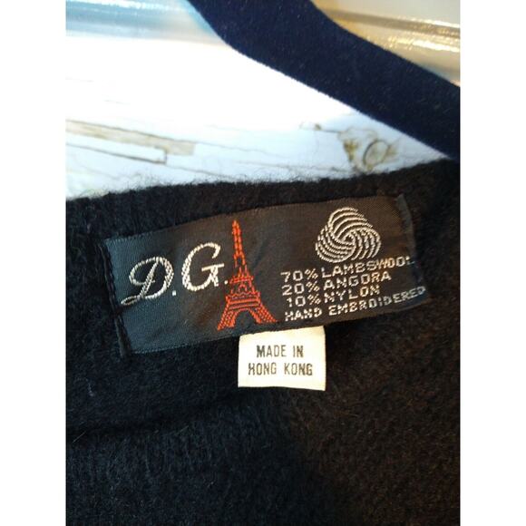 VTG D.G. Black Lambswool Angora Sweater Beaded Embroidered Hong Kong Sz M L - Picture 6 of 7